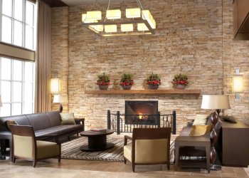 Mutfak Dışında Mermer Kullanımı: Döşeme, Merdiven, Küpeşte ve Şömine